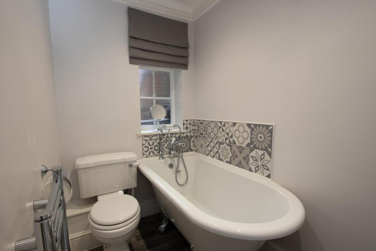 The Town House Hotel Arundel Bagian luar foto