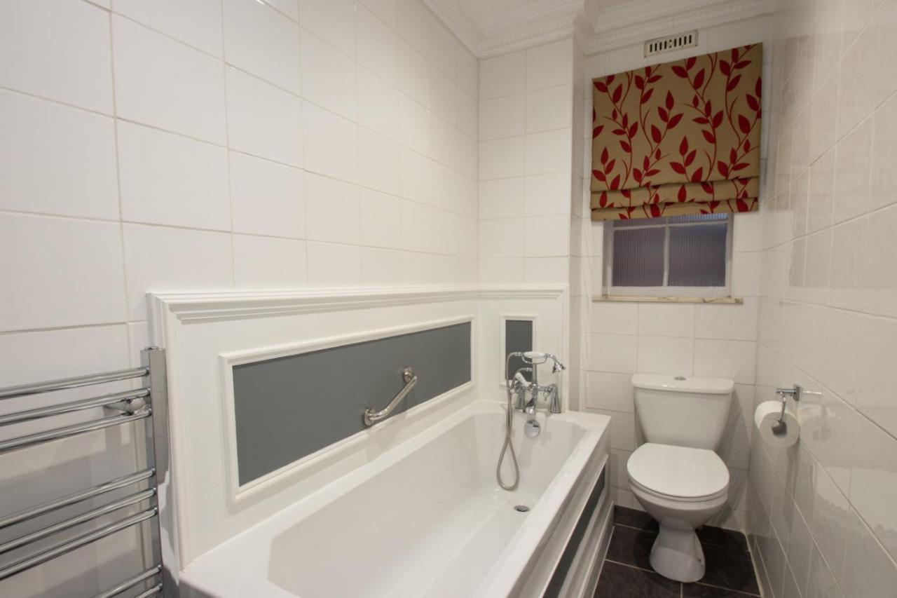 The Town House Hotel Arundel Bagian luar foto